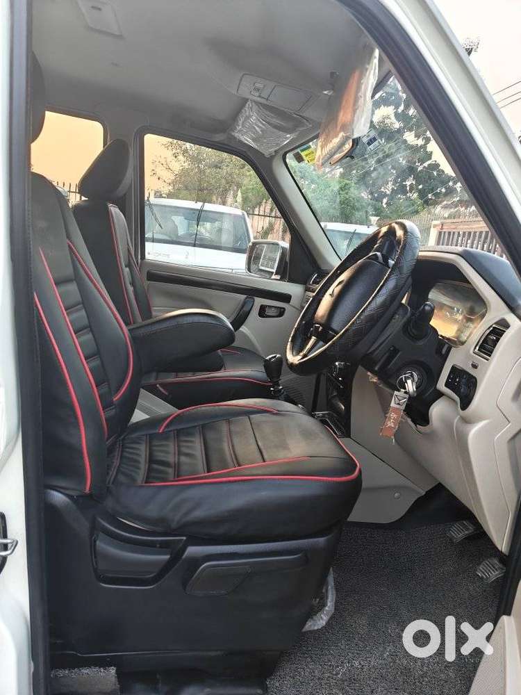 Mahindra Scorpio Classic 2.2 S 11 Mt 7 Str, 2023