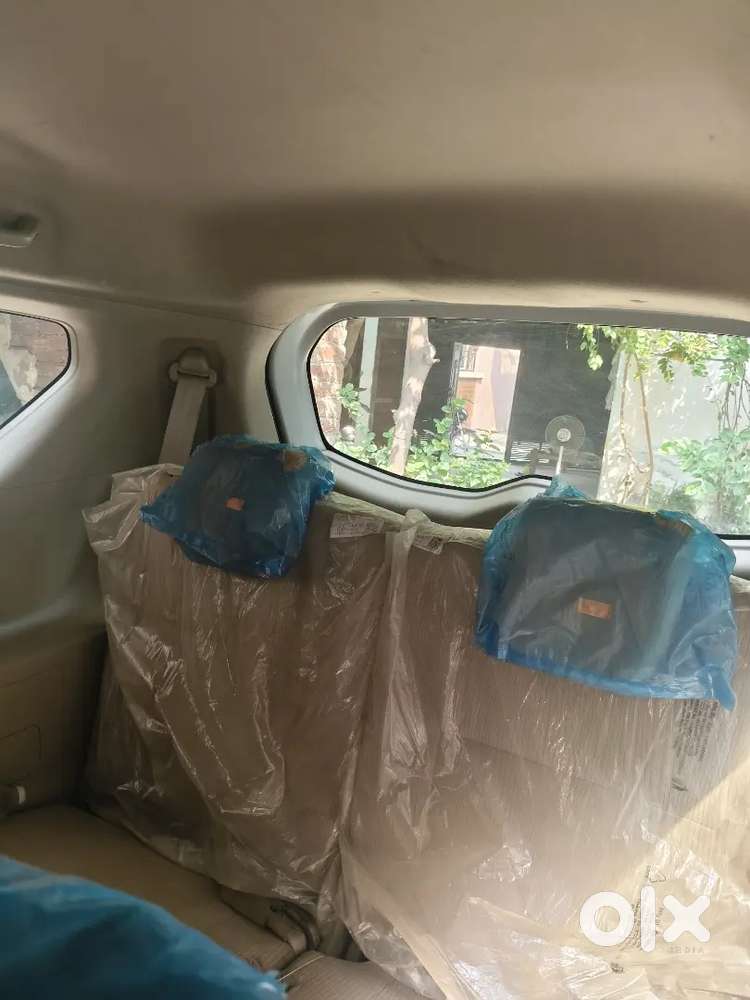 Maruti Suzuki Ertiga 2026 Cng & Hybrids 10000 Km Driven