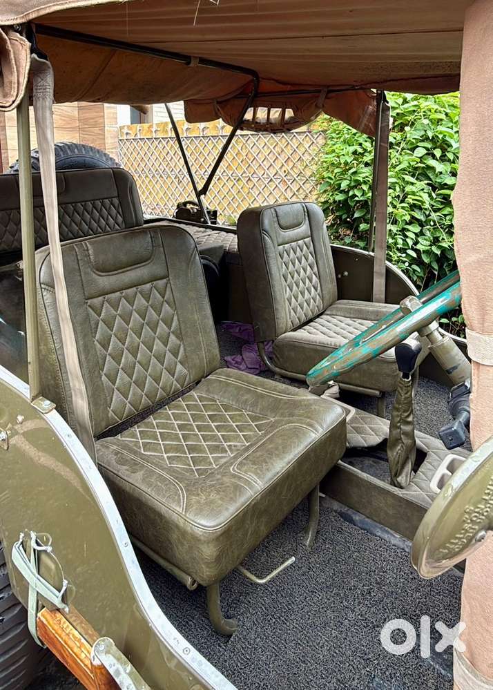 Mahindra Willy Jeep