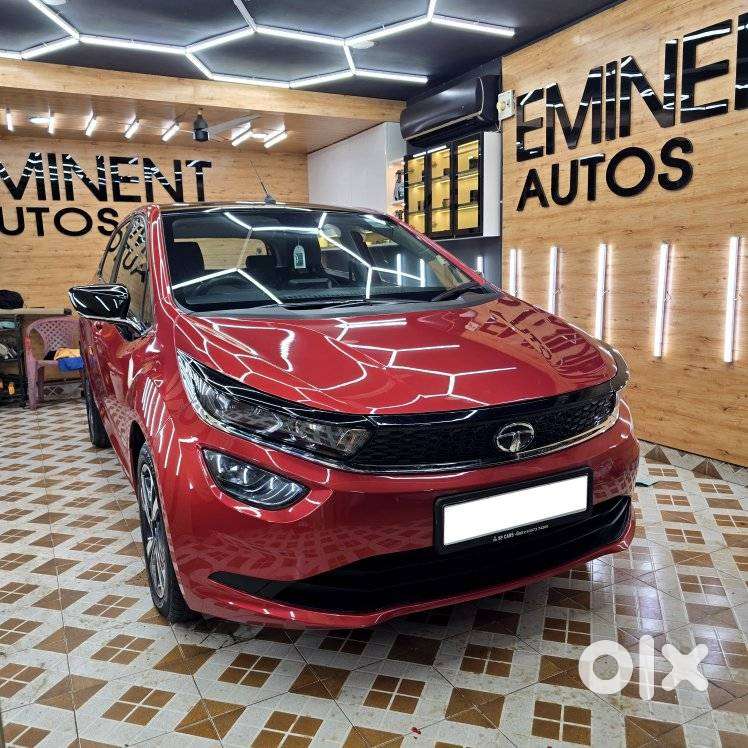 Tata Altroz 1.2 Xz (o) I-turbo, 2024, Petrol
