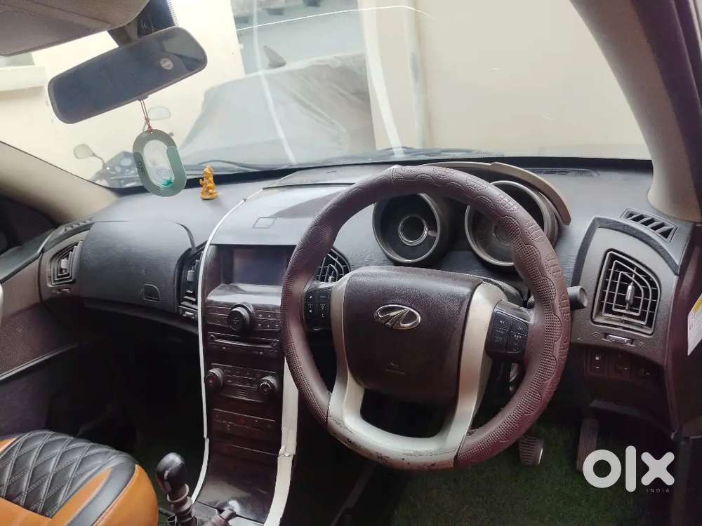 Xuv 500 W8