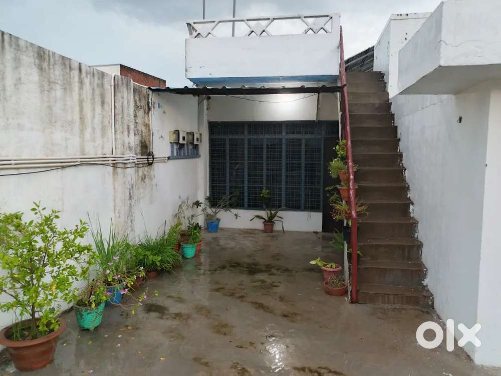 2bhk with Terrace and Balcony for rent in Meerapur near Atala Gol Park