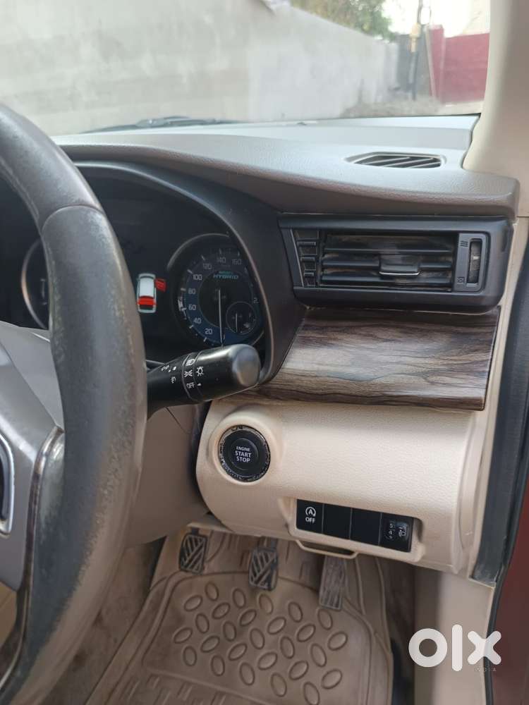 Maruti Suzuki Ertiga Zxi Shvs, 2019, Petrol