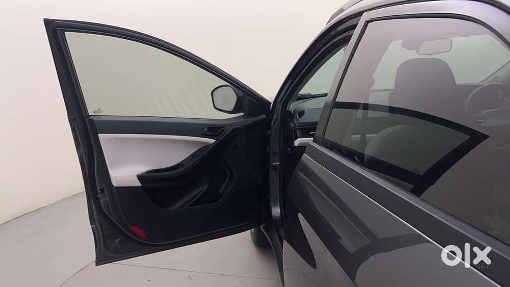 Tata Nexon Pure (s) 1.2 Petrol 6amt, 2026, Petrol