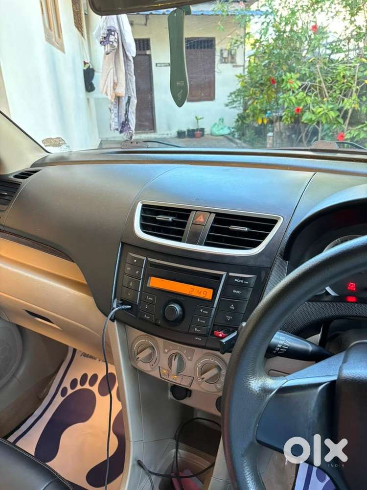 Maruti Suzuki Swift Dzire 2012