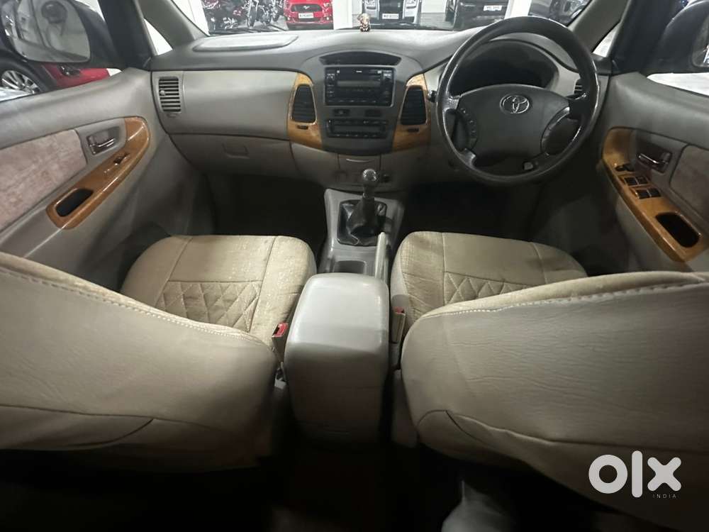 Toyota Innova Diesel 2011