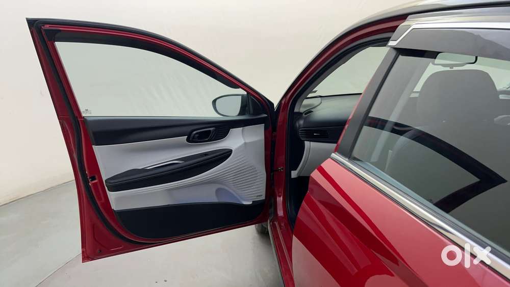 Hyundai New I20 1.2 Asta (o) Ivt, 2024, Petrol