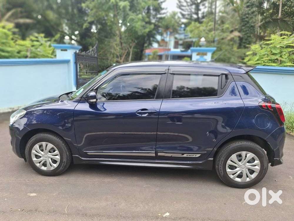Maruti Suzuki Swift 1.2 Vxi (o), 2023, Petrol