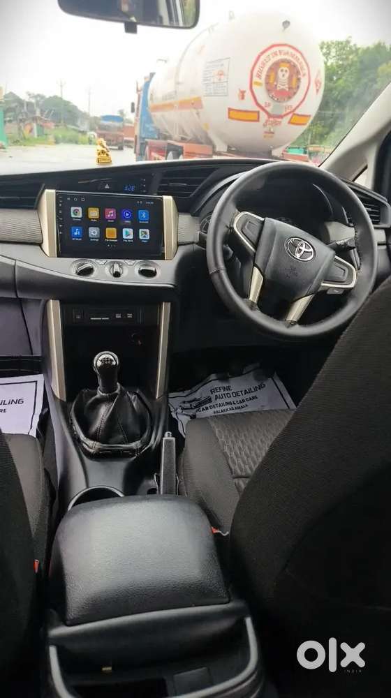 Toyota Innova Crysta 2.4g 7str 2017  Diesel Manual