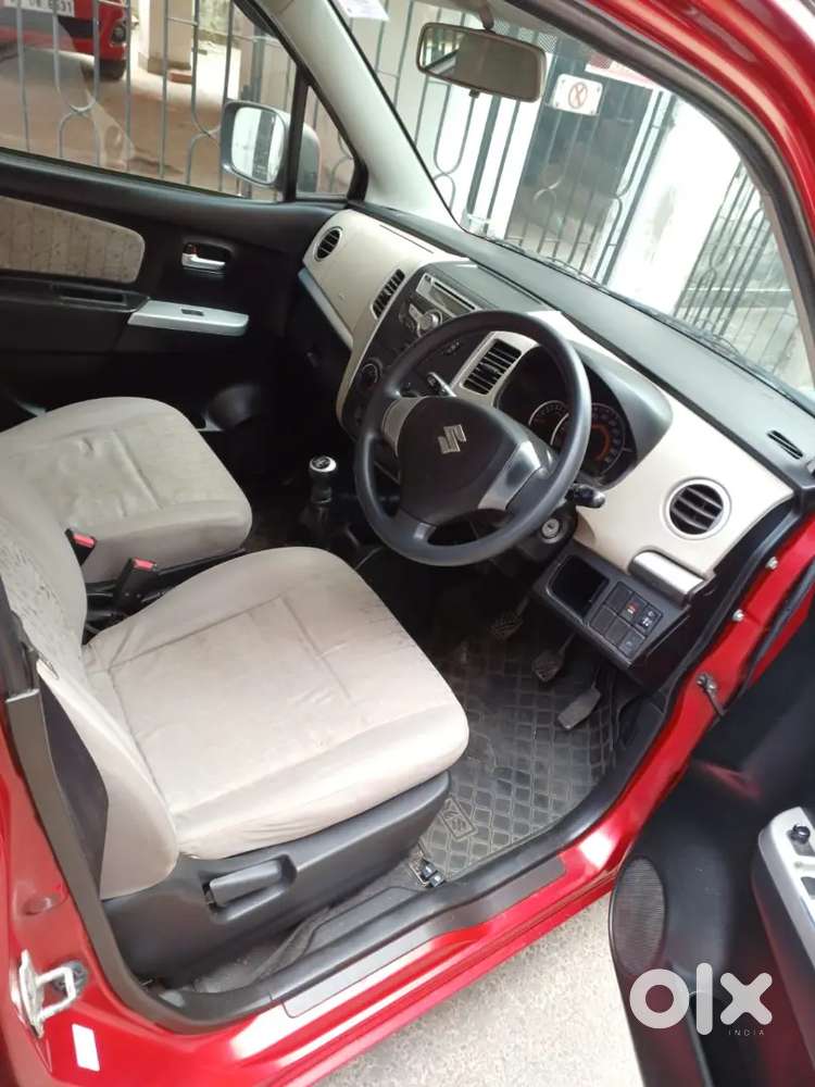 Maruti Suzuki Wagon R 2013 Petrol Well Maintained
