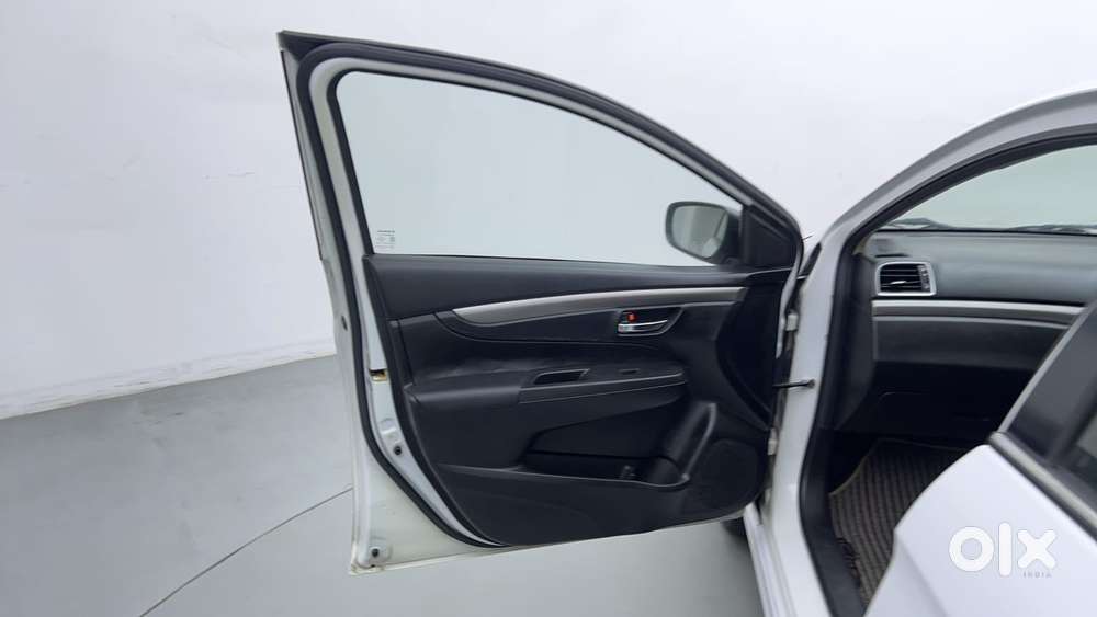 Maruti Suzuki Ciaz 2014-2017 Rs Zxi Plus, 2015, Petrol