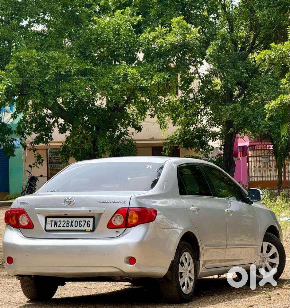 Toyota Corolla Altis 1.8 J Plus, 2010, Petrol