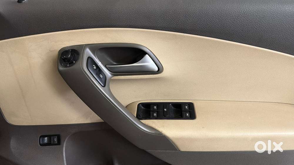 Volkswagen Vento Petrol Highline At, 2015, Petrol