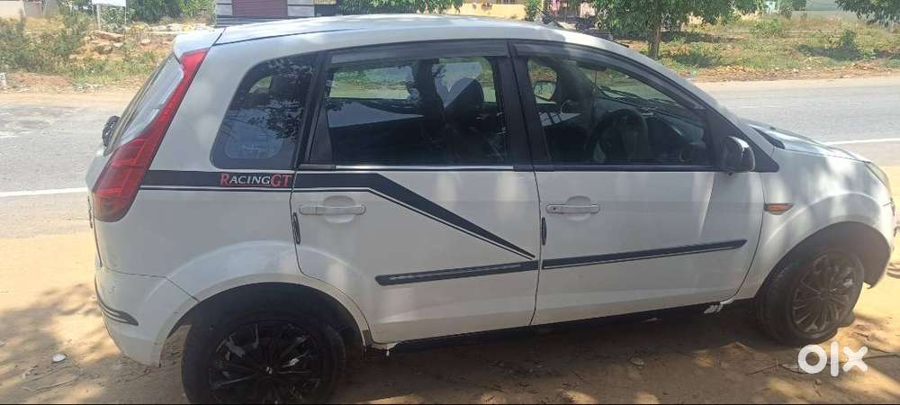 Good Condition All Tyre 80 %