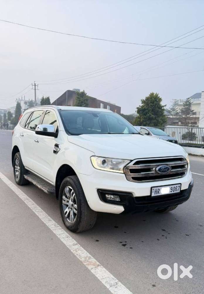 Ford Endeavour 3.2 Titanium At 4x4, 2017, Diesel