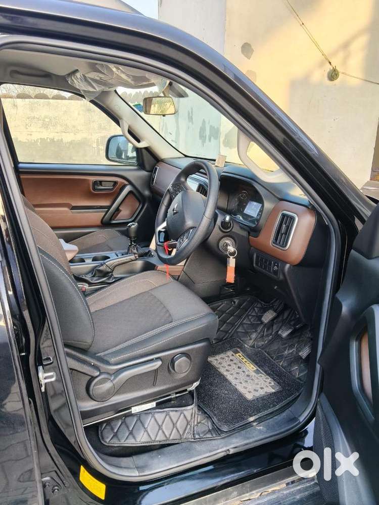 Mahindra Petrol Manual 2025