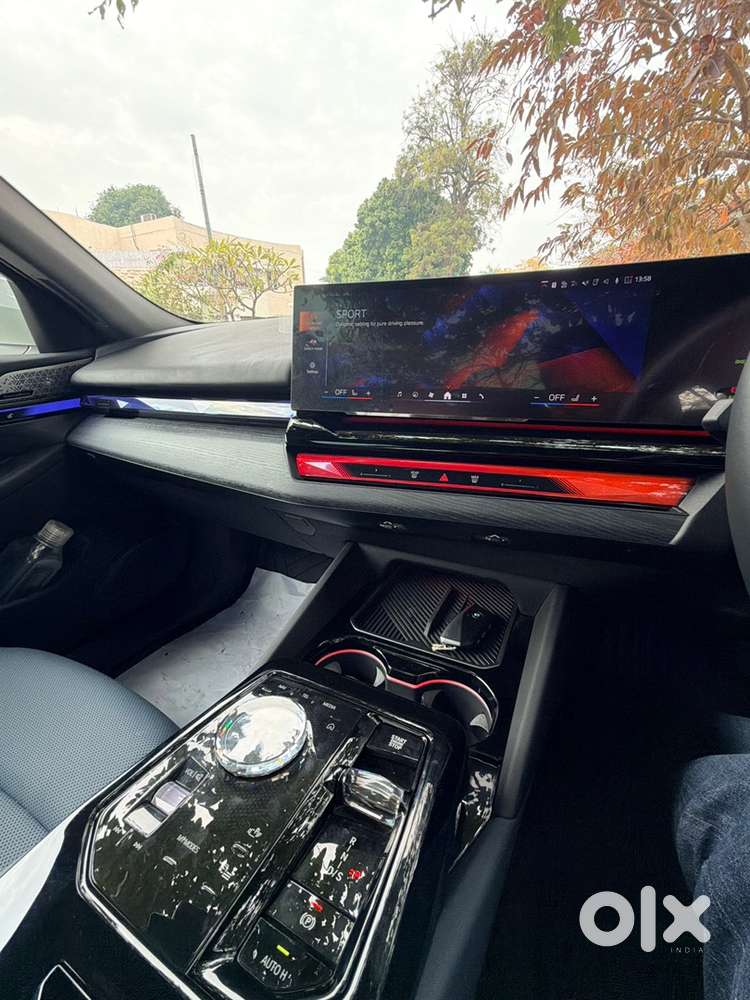 Bmw 5 Series 2026 Petrol 4000 Km Driven