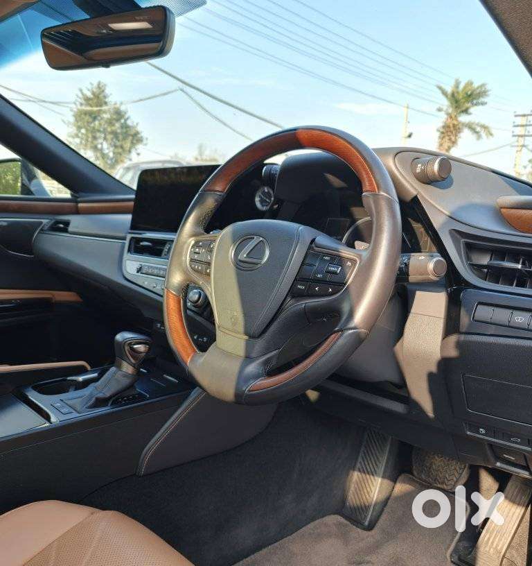 Lexus Es 300h, 2025, Petrol