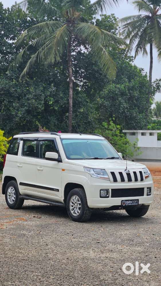 Mahindra Tuv 300 T8 Amt (automatic), 2015, Diesel