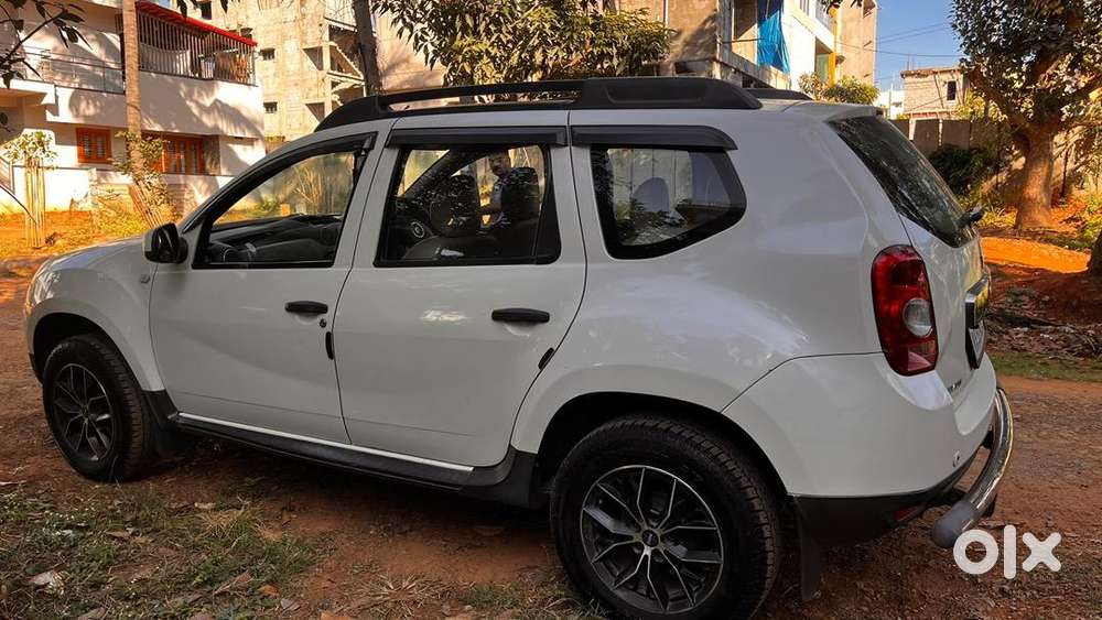 Renault Duster 2013 Petrol Well Maintained