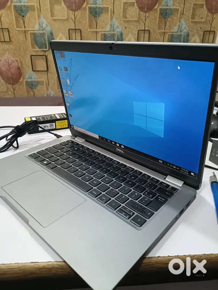DELL 5320 laptop i7 11th GENERATION 16GB RAM 256 GB SSD good battery