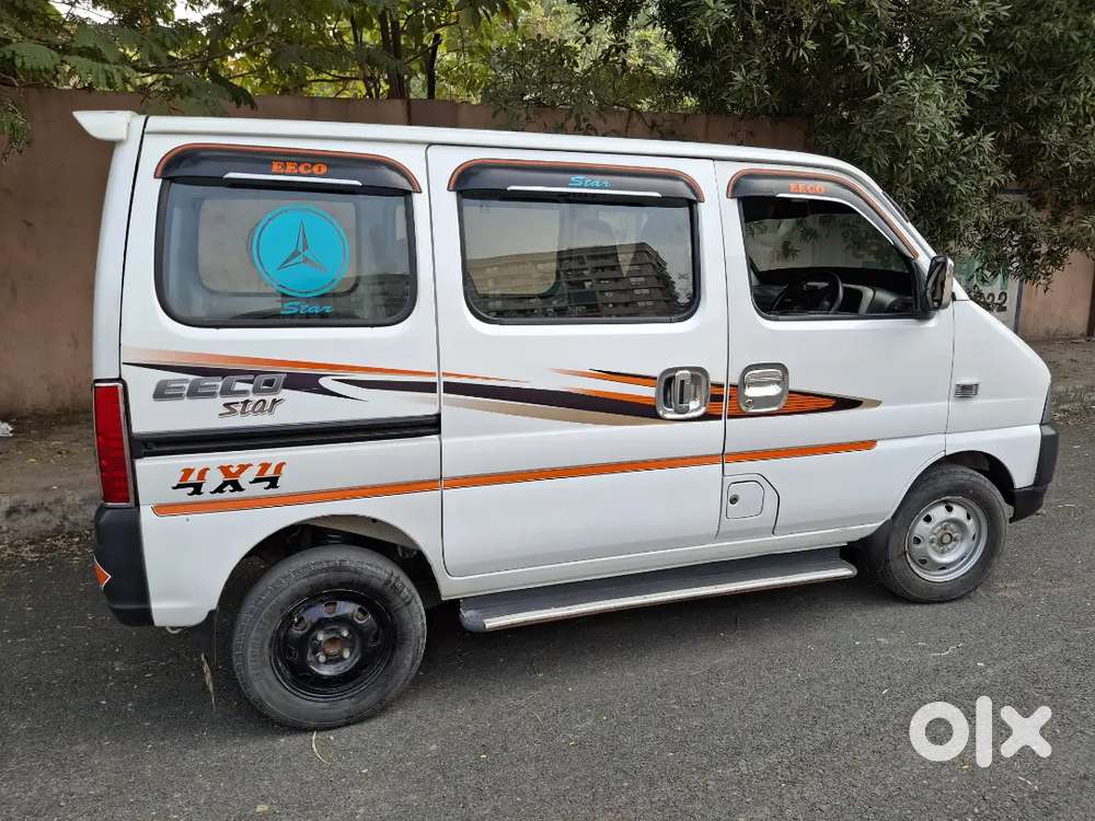Eeco 2022  = 1 Owner  Petrol Cng