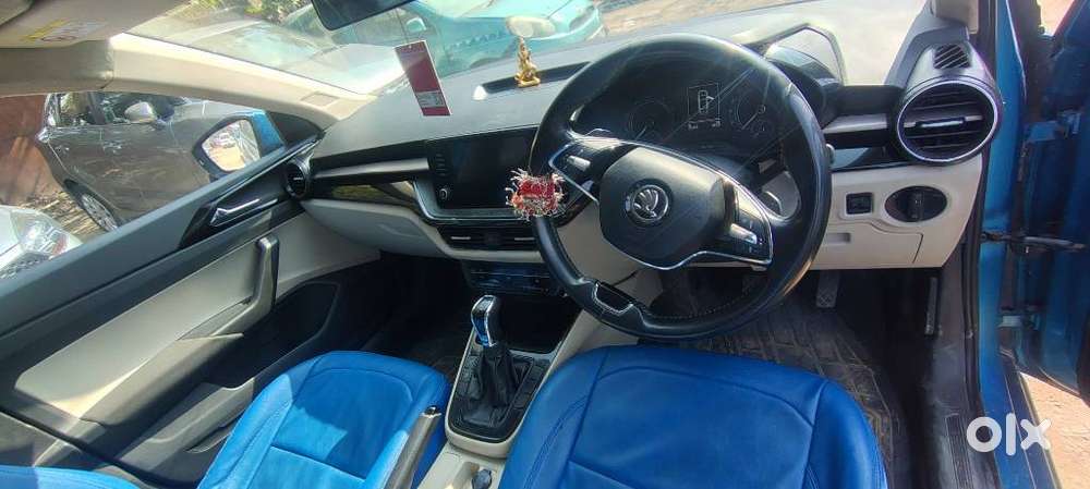 Skoda Slavia Style 1.0l Tsi At, 2022, Petrol