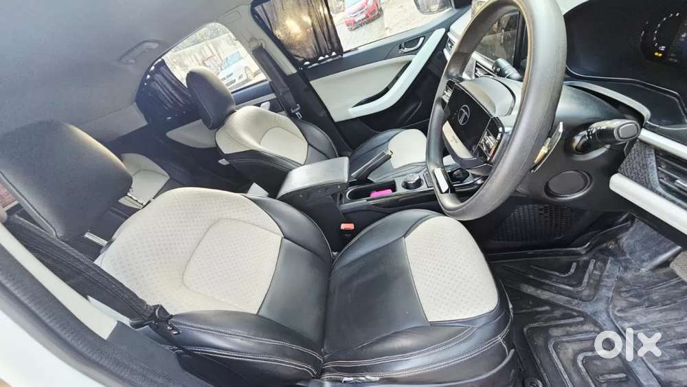 Tata Nexon Creative Plus S 1.2 Revotron Petrol 6 Amt, 2023, Petrol