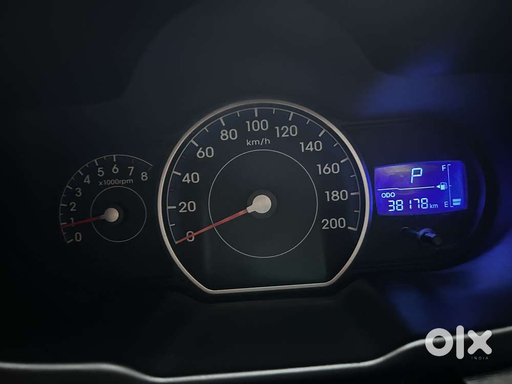 Hyundai I10 Sportz At, 2011, Petrol