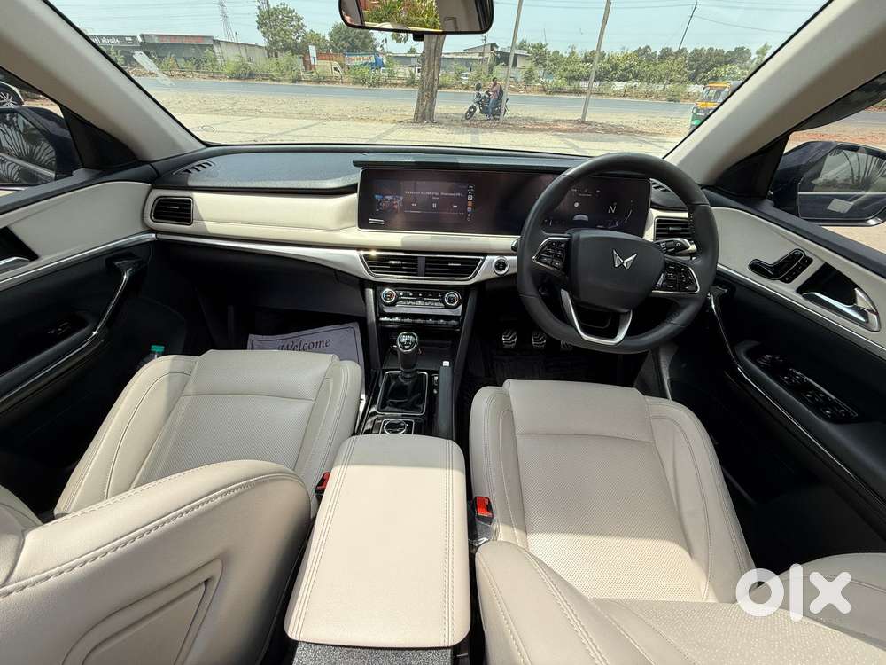 Mahindra Xuv700 2.2 Ax 7 Diesel Mt Str, 2024, Diesel