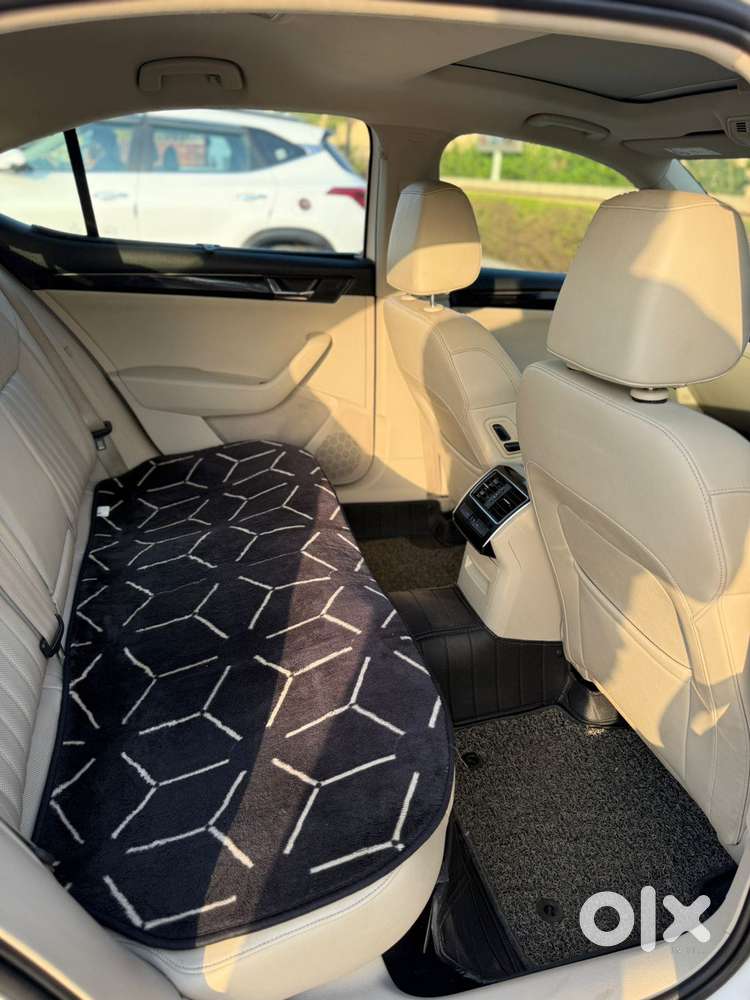 Skoda Superb L&k 2.0 Tdi At, 2019, Diesel