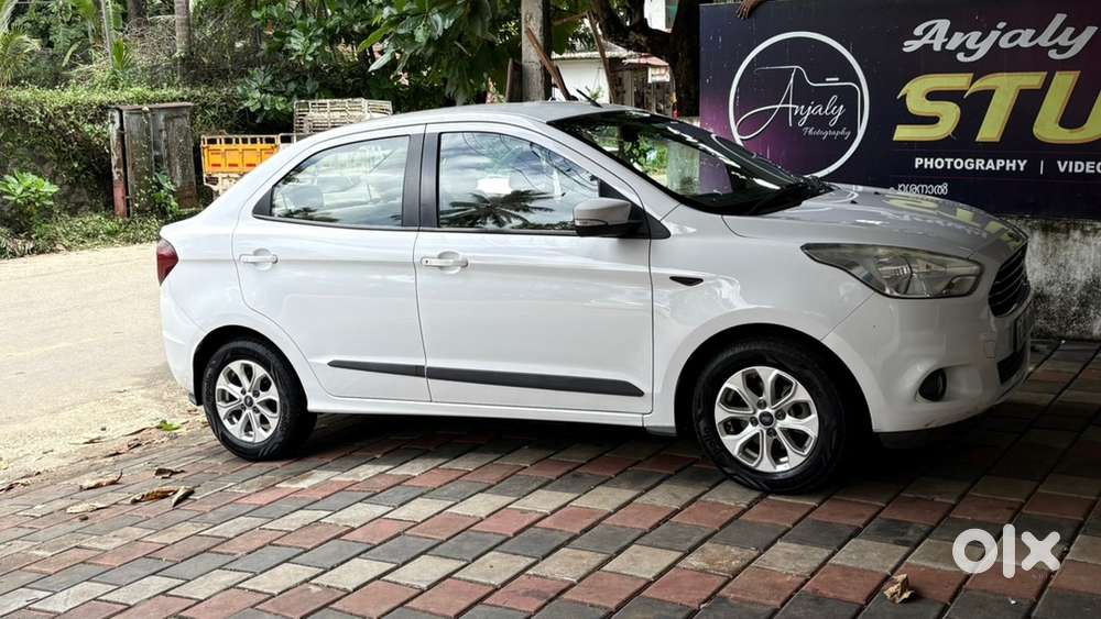 Ford Aspire Titanium Blu 2017 Diesel Manual
