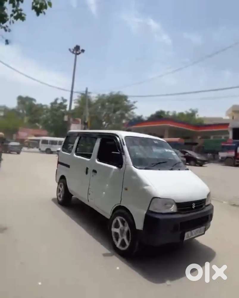 Maruti Suzuki Eeco 2015 Variant