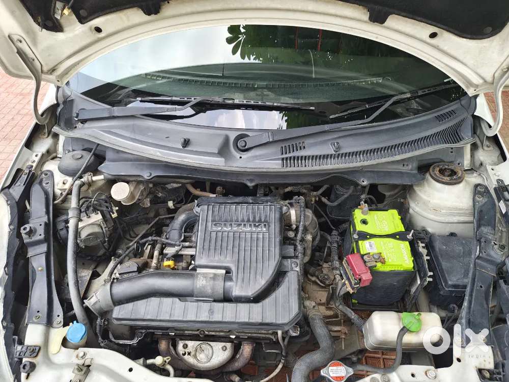 Maruti Suzuki Swift Zxi Top Model 2011  First Owner  Well Maintained