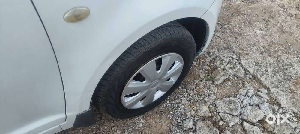 Maruti Suzuki Swift Dzire 1.3 Lxi, 2011, Petrol