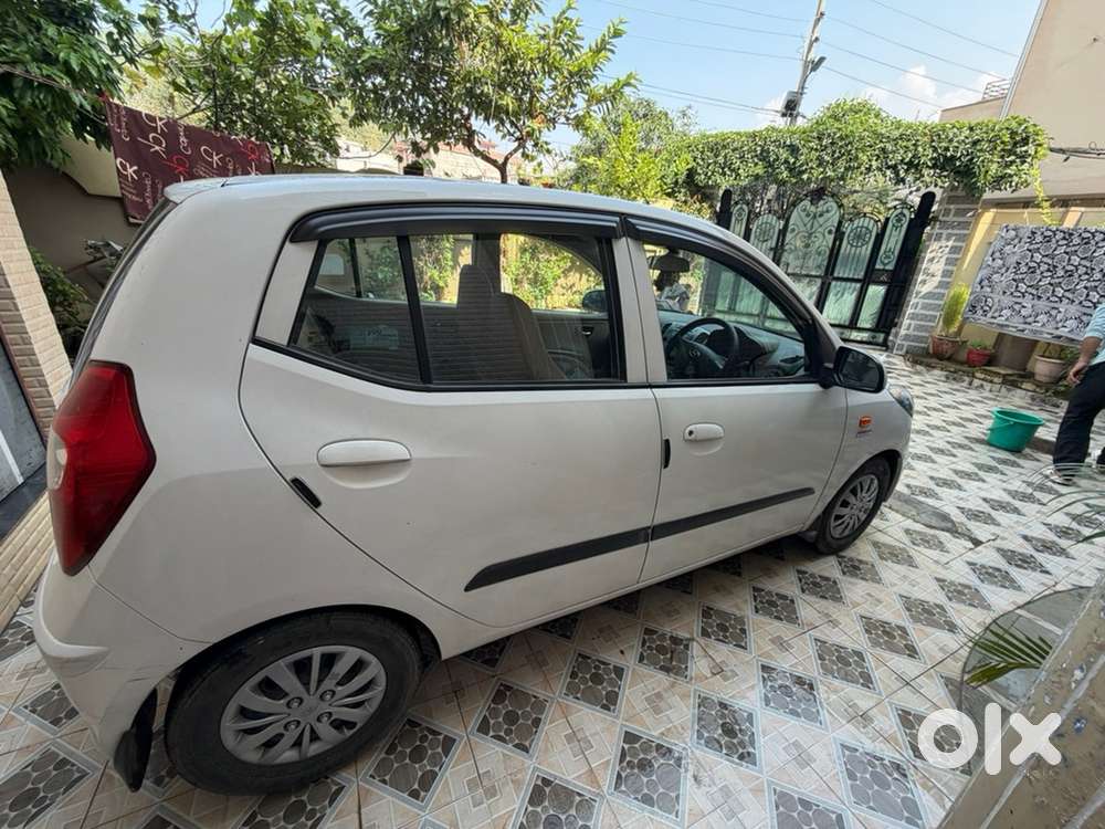 Hyundai I10 Petrol Manual 2013