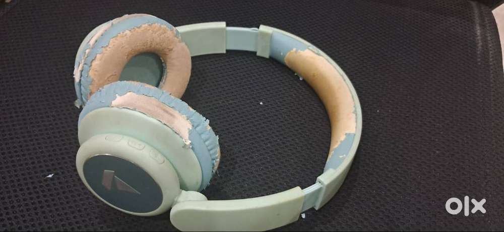 Boat Original Bluetooth Headphones Good battery Good Sound