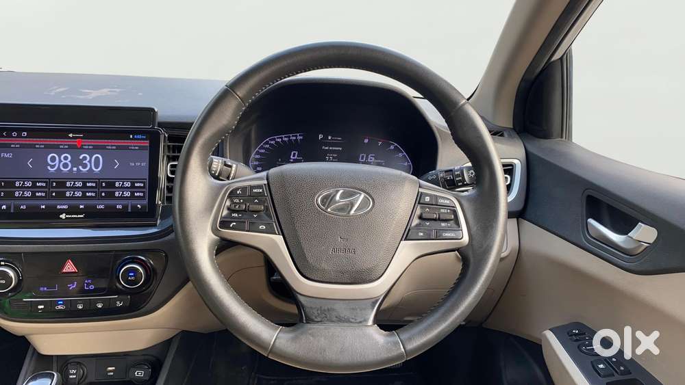 Hyundai Verna 1.5 Sx Vtvt Ivt, 2022, Petrol