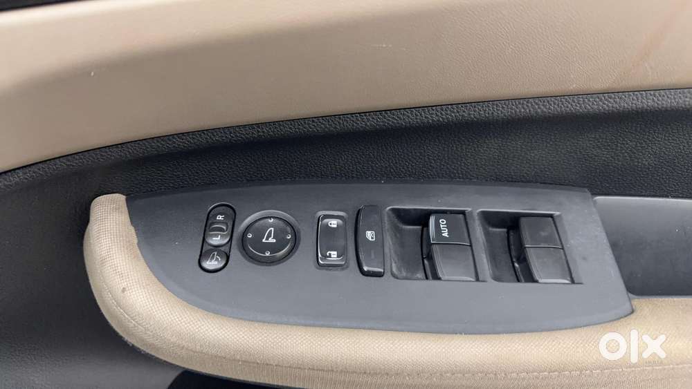 Honda Elevate Vx Mt, 2023, Petrol