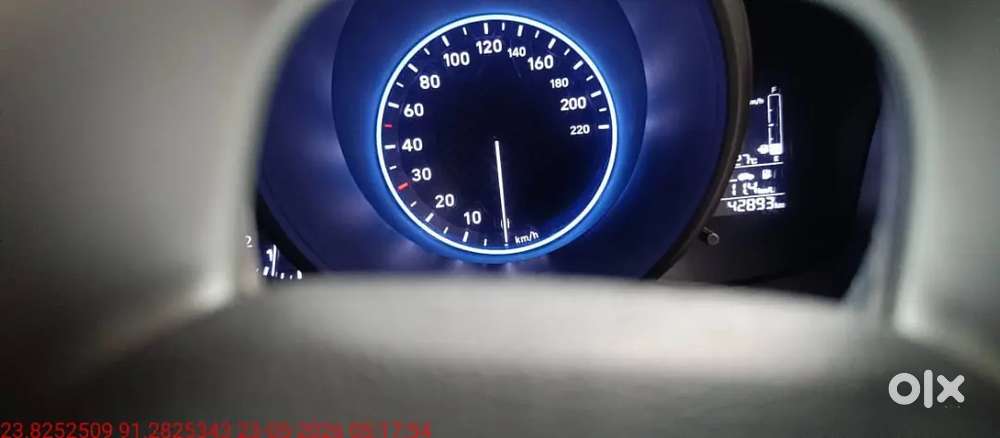 Hyundai Venue 2021 Petrol 42893 Km Driven Available For Sale