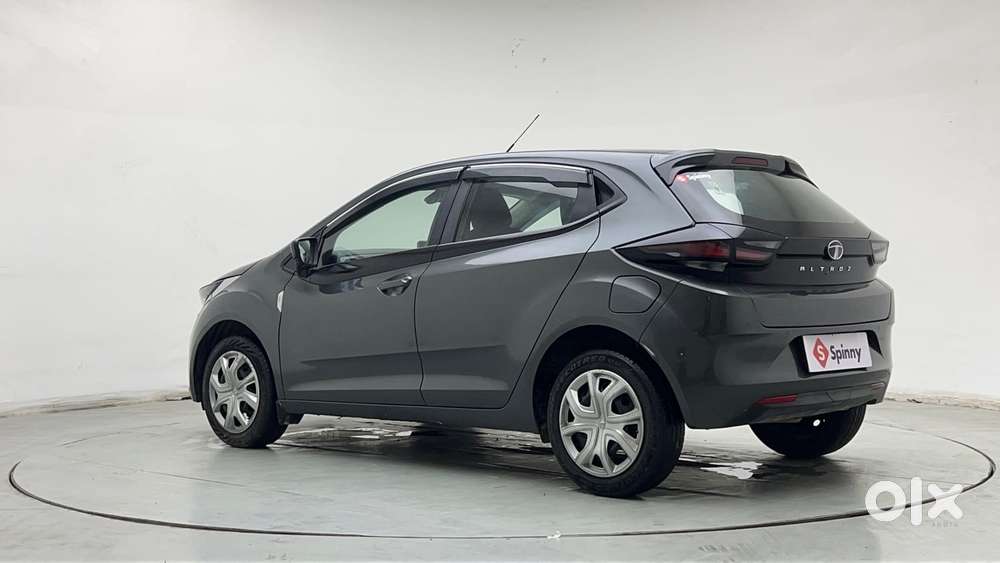 Tata Altroz Xz Plus I-turbo (s), 2023, Cng & Hybrids