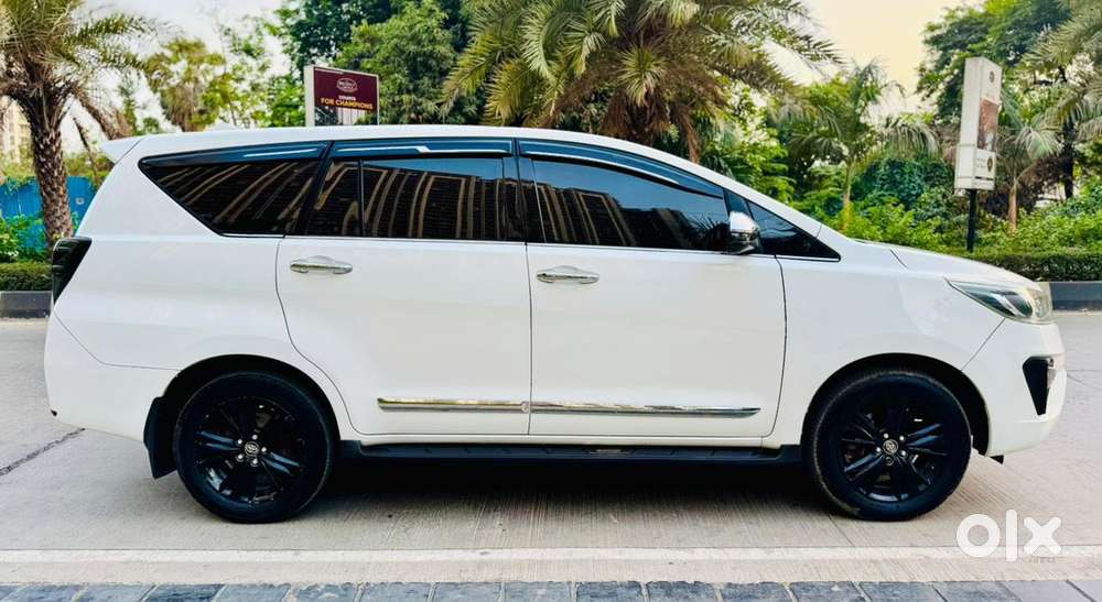 Toyota Innova Crysta 2.8 Zx At, 2016, Diesel