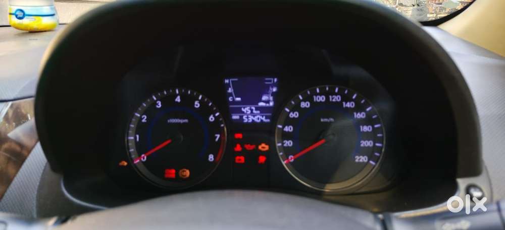 Hyundai Verna 1.6 S (o) Vtvt, 2016, Petrol