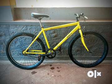 Mach city cycle yellow hot sale colour