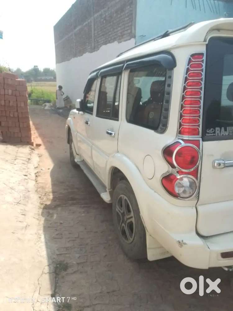 Mahindra Scorpio Vlx 2012