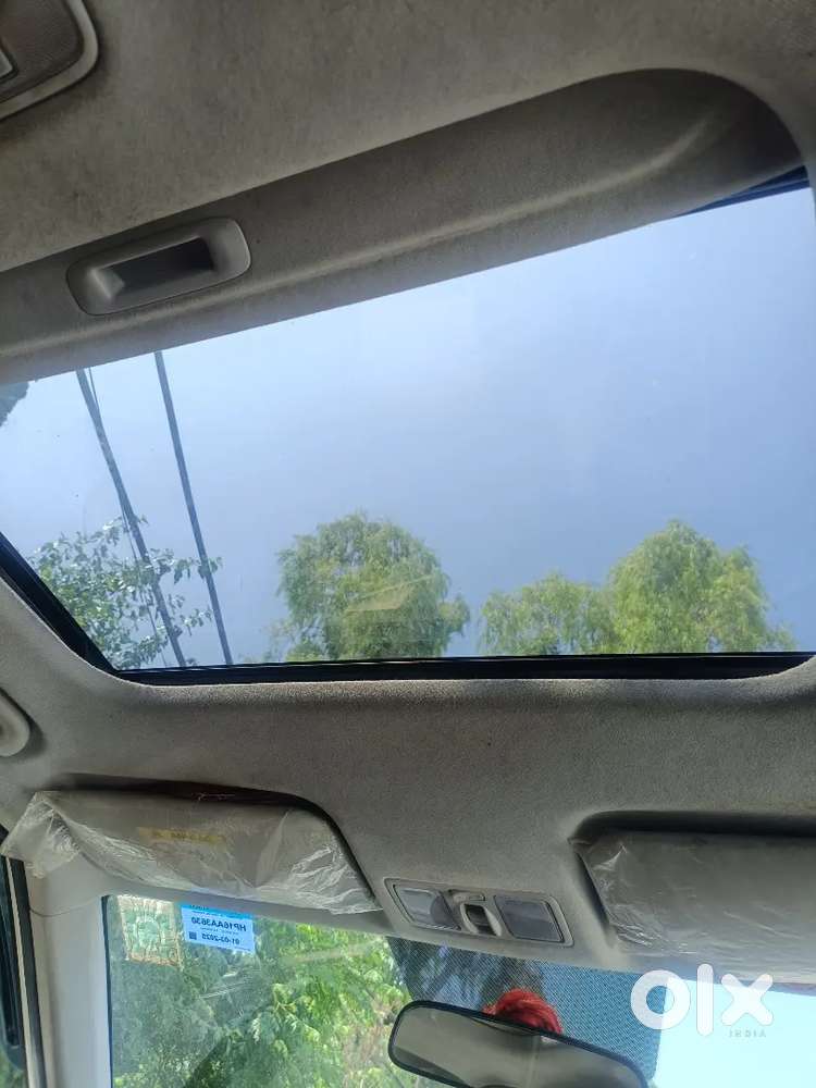 Sunroof Venue 2024 Petrol Well Maintained