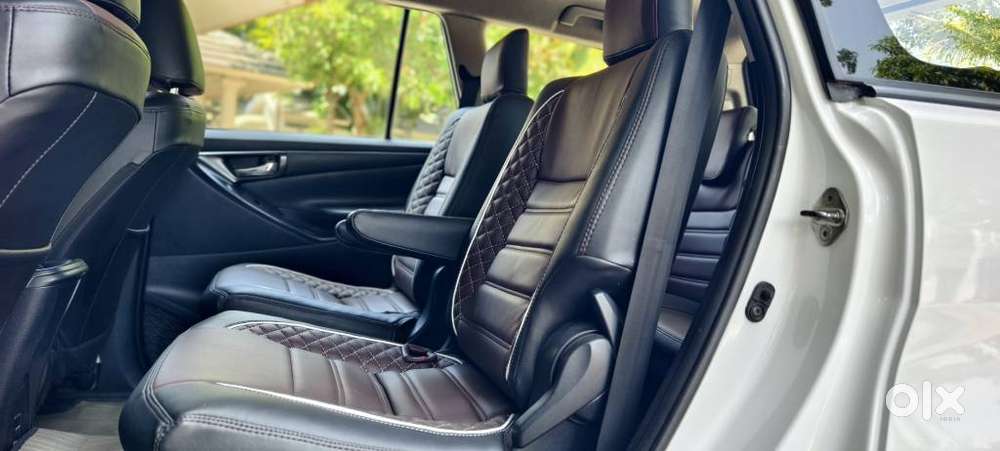 Toyota Innova Crysta 2.4 G Plus Mt 7 Str, 2018, Diesel