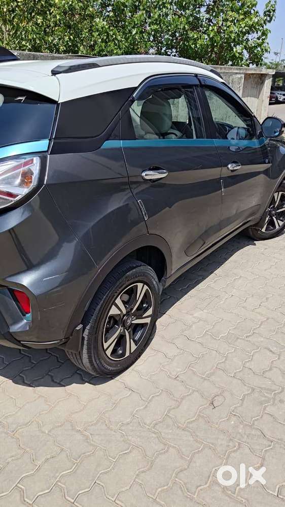 Tata Nexon Ev Max 2022 Electric Well Maintained