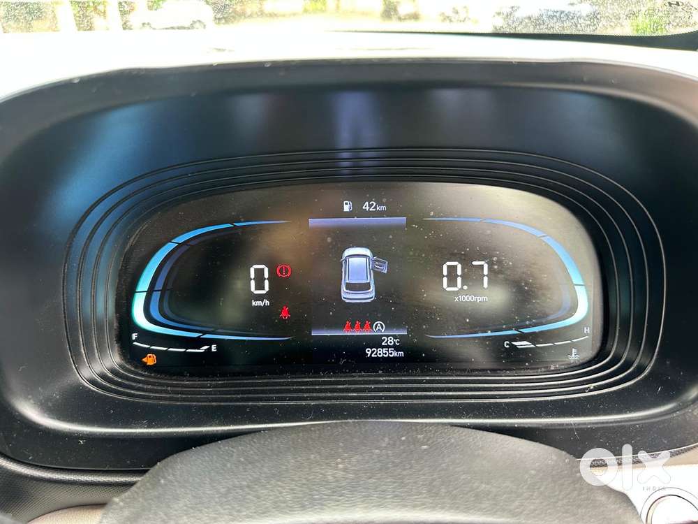 Hyundai Venue Sx (o) Mt 1.5 Diesel, 2023, Diesel