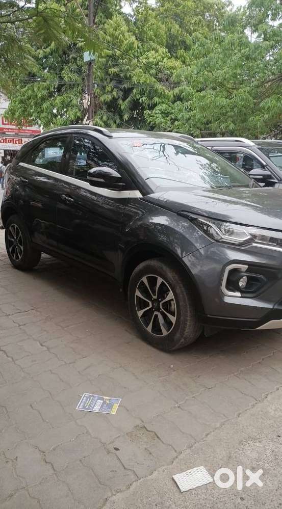 Tata Nexon 1.2 Revotron Xz Plus Dual Tone, 2020, Petrol